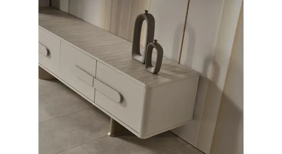 FLYMOB Eyfel Tv Ünitesi