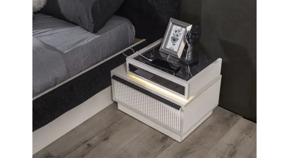 FLYMOB Diamond Yatak Odası