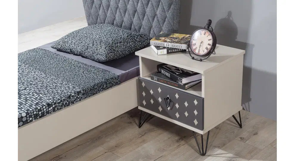 FLYMOB Selen Genç Odası