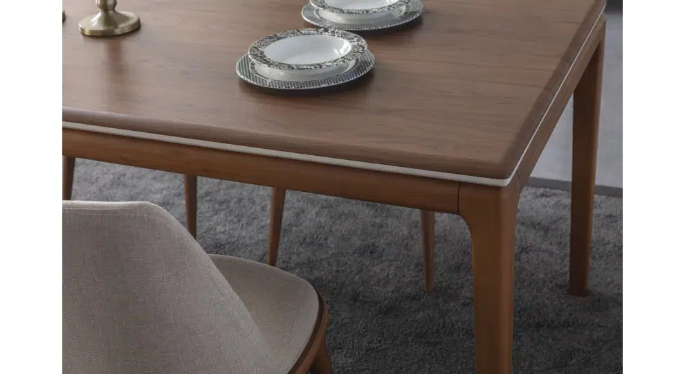 FLYMOB İnci Yemek Odası