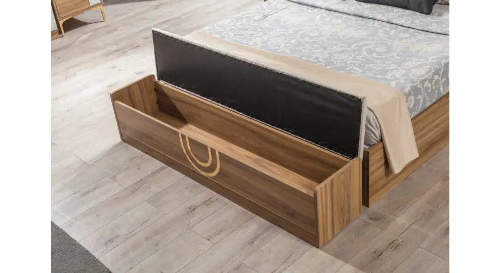 FLYMOB Sıla Ceviz Yatak Odası Baza, Bench, Boy Aynası Ve Puf Hediye