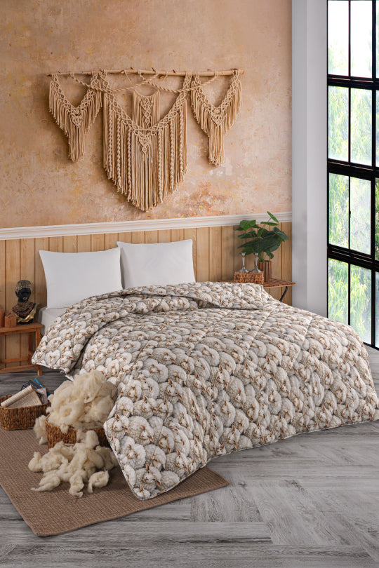 Uysal Home Merinos Kuzu Yünü Yorgan %100 Pamuklu Kuzu Desenli V1 Çift Kişilik