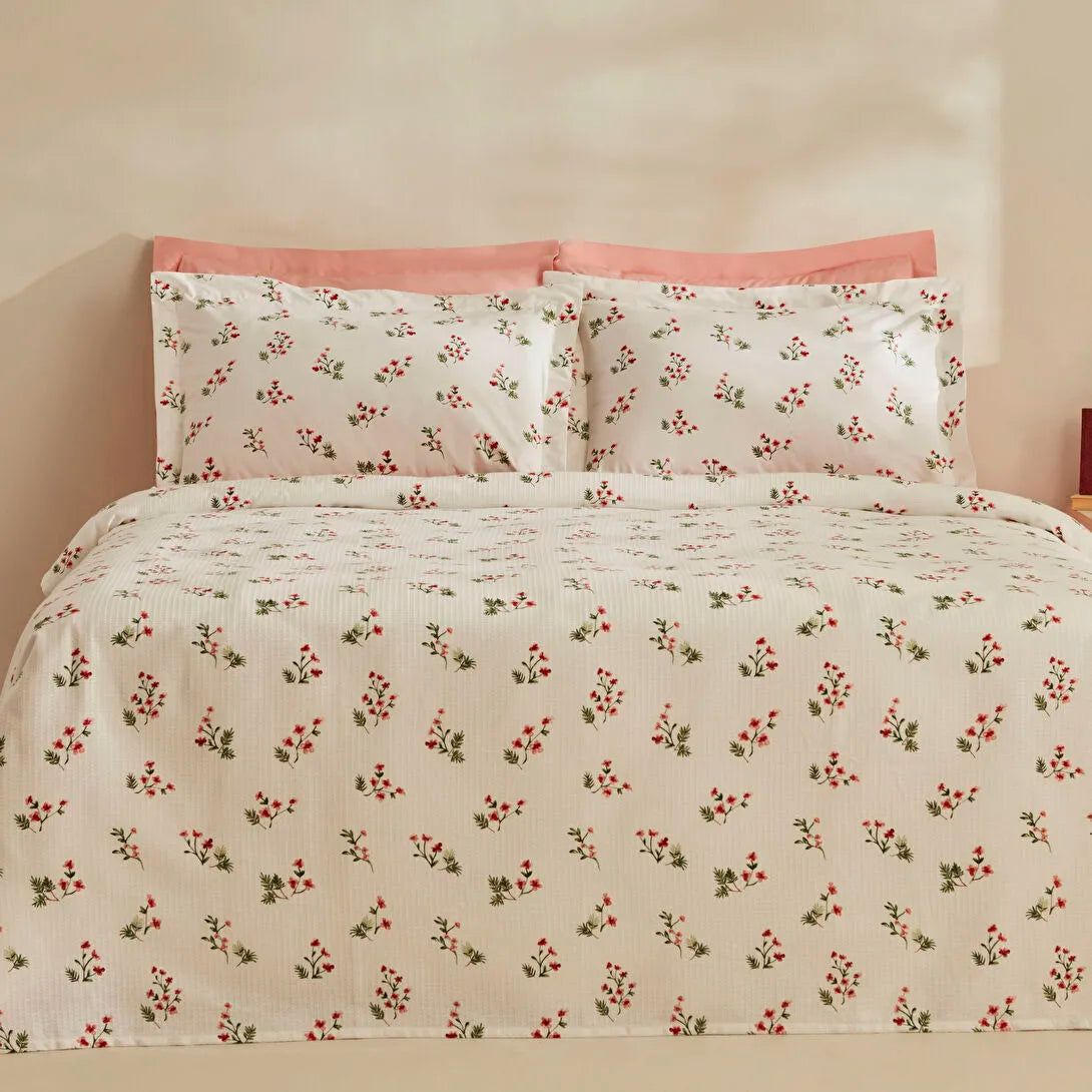 Karaca Home Silvie %100 Pamuk Çift Kişilik Pike Takımı Kırmızı