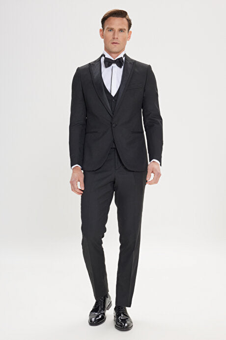Slim Fit Dar Kesim Kırlangıç Yaka Desenli Yelekli Klasik Siyah Smokin Takım