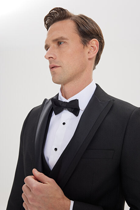 Slim Fit Dar Kesim Kırlangıç Yaka Balıksırtı Desenli Siyah Smokin Takım