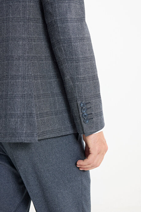 Slim Fit Dar Kesim Kırlangıç Yaka Kareli Kapak Cepli Esnek Koyu Gri Takım Elbise