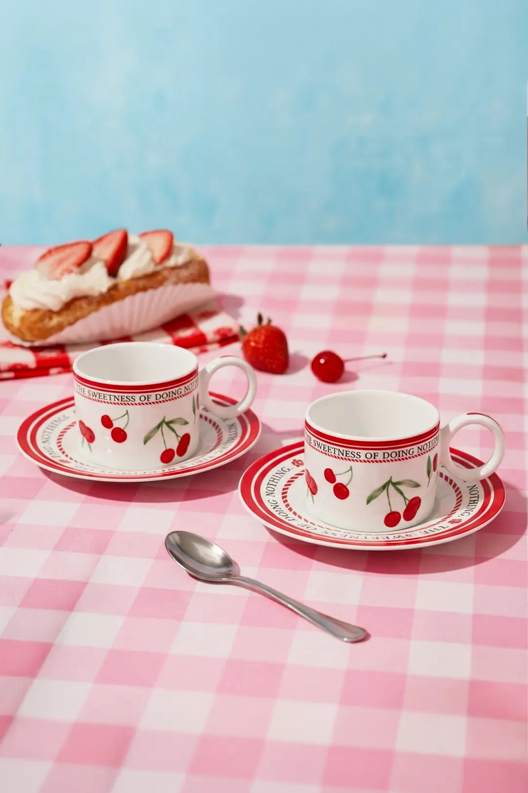 Kitchen Life 4 Parça 2 Kişilik Cherry Porselen Kahve Fincan Takımı 100 ml