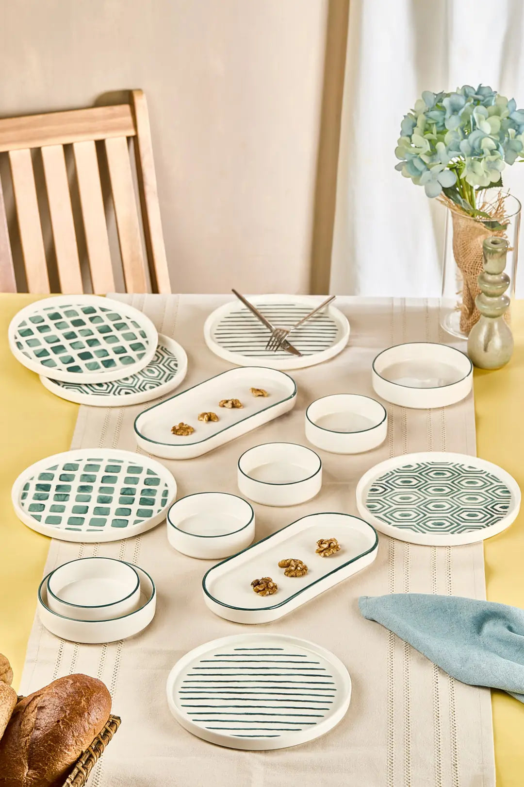 Kitchen Life 14 Parça 6 Kişilik Neometric Stackable Kahvaltı Takımı - Kahvaltılık Sunum Tabağı