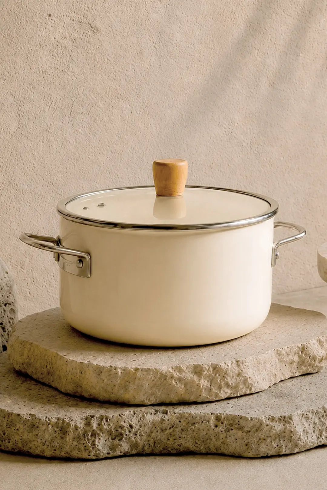 Kitchen Life Terra Cook Ahşap Kulplu,Paslanmaz Saplı Siyah Süzgeçli Emaye Kızartma Tenceresi 22 cm (Copie)