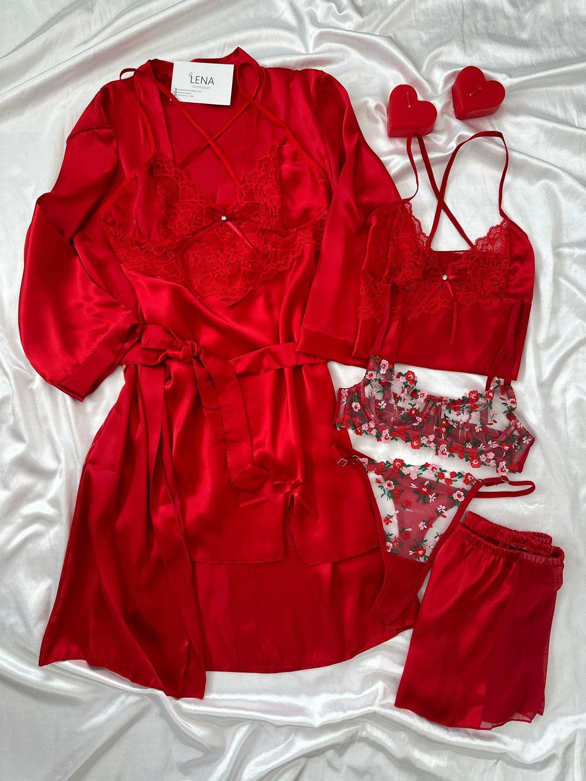 Louvre Red