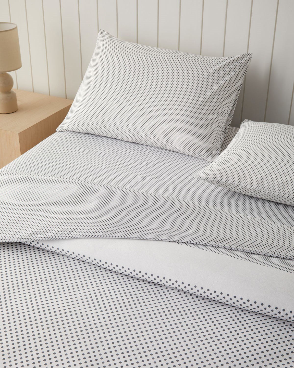 Sweet Dots Kolay Ütülenir Çarşaflı Çift Kişilik Nevresim Takımı 200x220 cm Koyu Gri