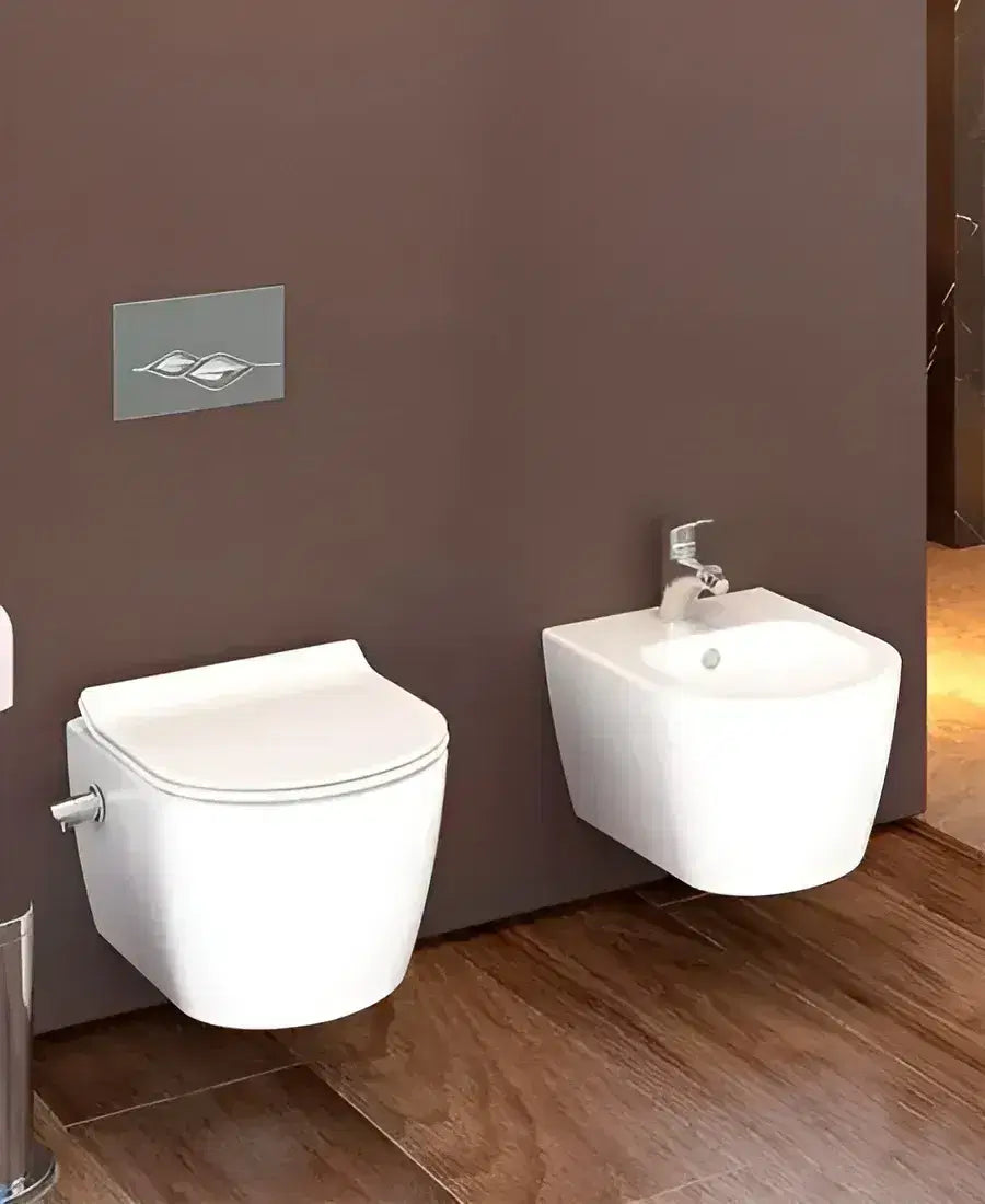 Duvara Asılı Rimsiz Klozet, Entegre Musluklu (Soğuk)  Ultra İnce Duroplast Yavaş
