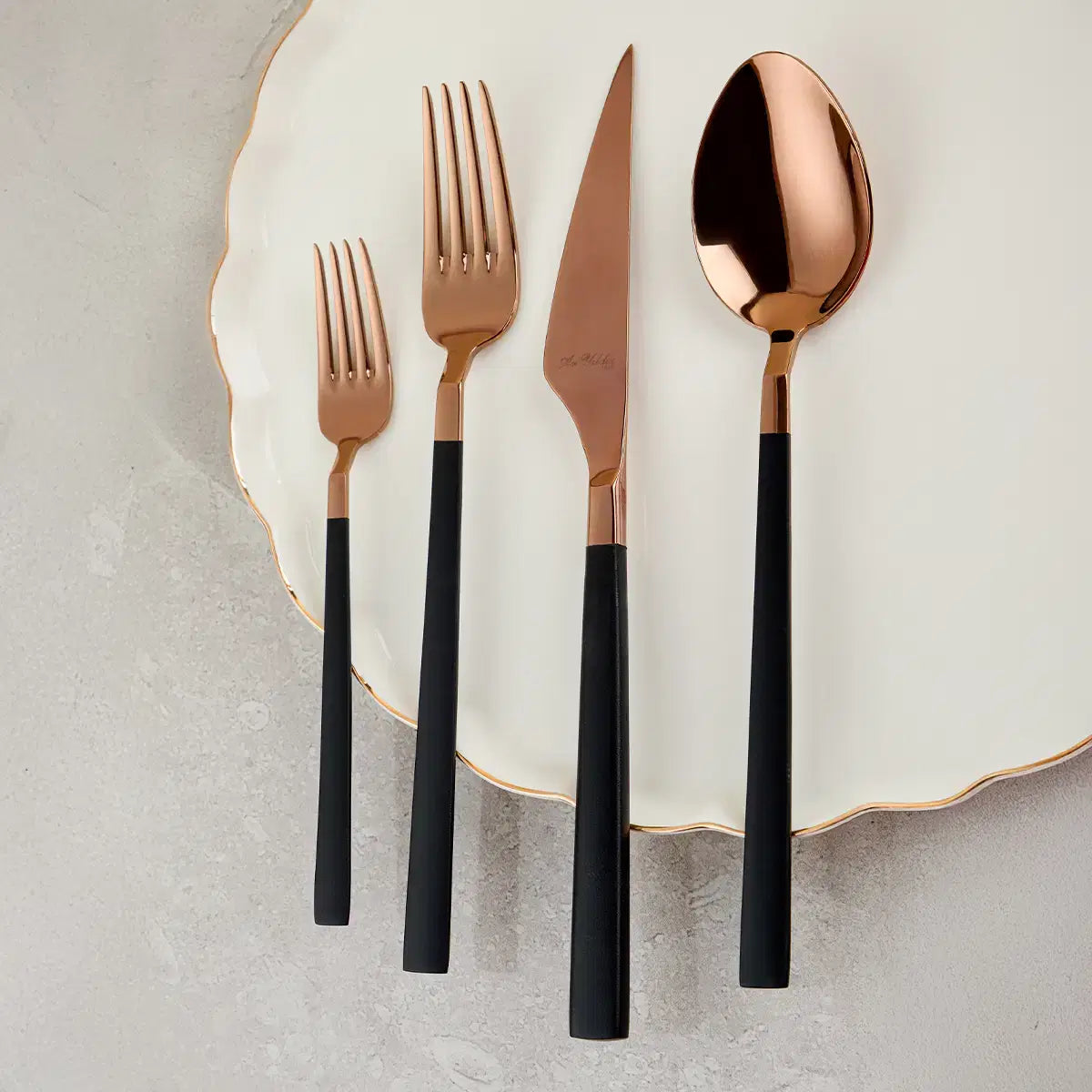 Aryıldız Vogue Bronz Siyah 24 Parça 6 Kişilik Çatal Kaşık Bıçak Takımı