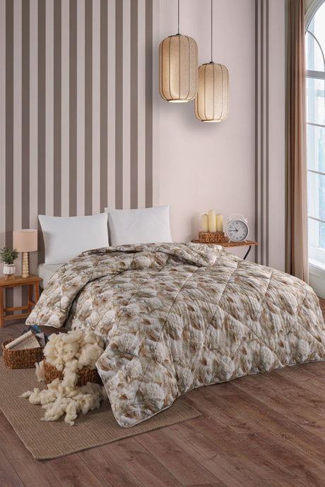 Uysal Home Merinos Kuzu Yünü Yorgan %100 Pamuklu Kuzu Desenli V2 Battal Boy