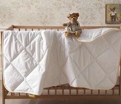 Yataş Mini Dacron® Hollofil® Allerban® Bebek Yorgan Dacron® Hollofil® Allerban® Yastık Hediyeli