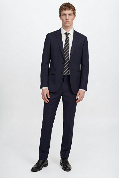 Slim Fit Dar Kesim Mono Yaka Takım Elbise
