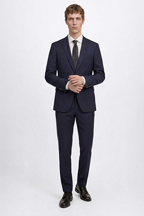 Slim Fit Dar Kesim Mono Yaka Takım Elbise