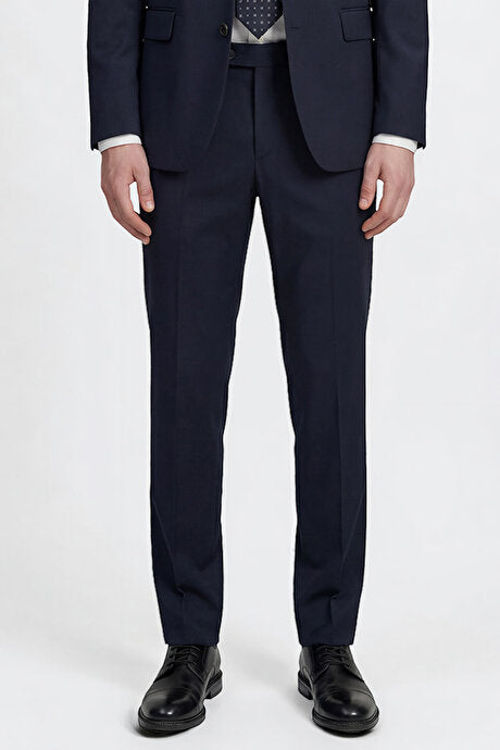 Slim Fit Dar Kesim Mono Yaka Takım Elbise