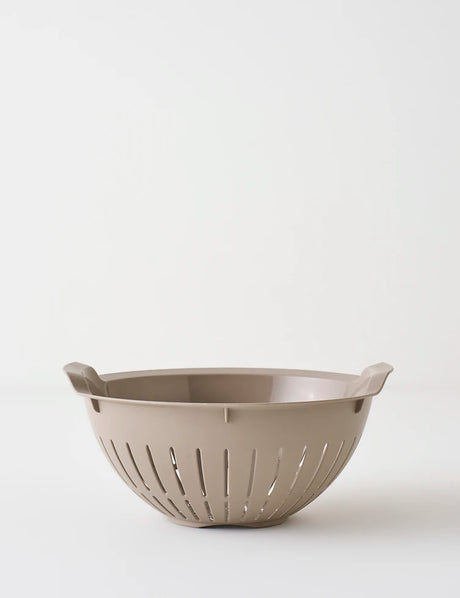 Handle Kaseli Süzgeç Bej (25,5x25,5x10,8 cm)
