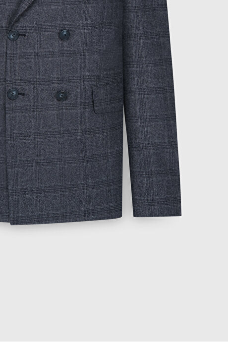 Slim Fit Dar Kesim Kırlangıç Yaka Kareli Kapak Cepli Esnek Koyu Gri Takım Elbise