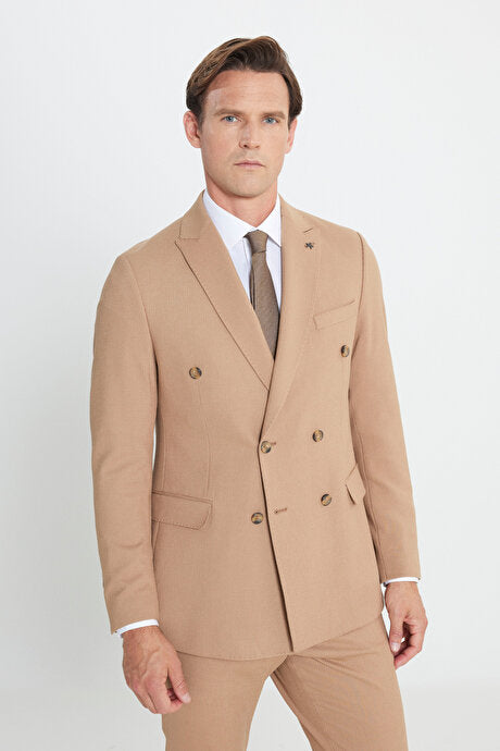 Slim Fit Dar Kesim Kırlangıç Yaka Beli Bağlamalı Çizgili Esnek Kruvaze Camel Takım Elbise