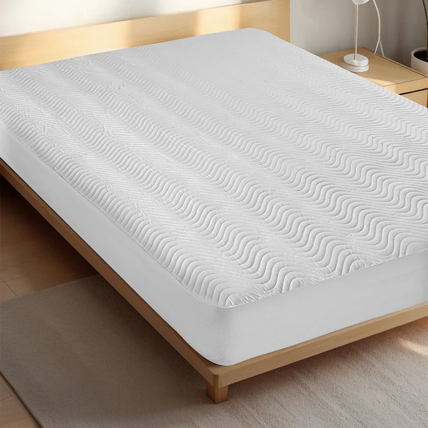 Luna Kapitone Sıvı Geçirmez Fitted Alez 100x200 cm Beyaz