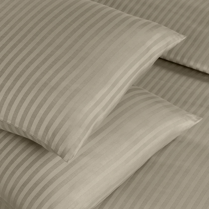 Linestyle Çift Kişilik %100 Pamuk Saten (90 Tel) Nevresim Seti Bej (3 Parça)