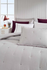 Özdilek
Comforter Orient Çift Kişilik Uyku Seti