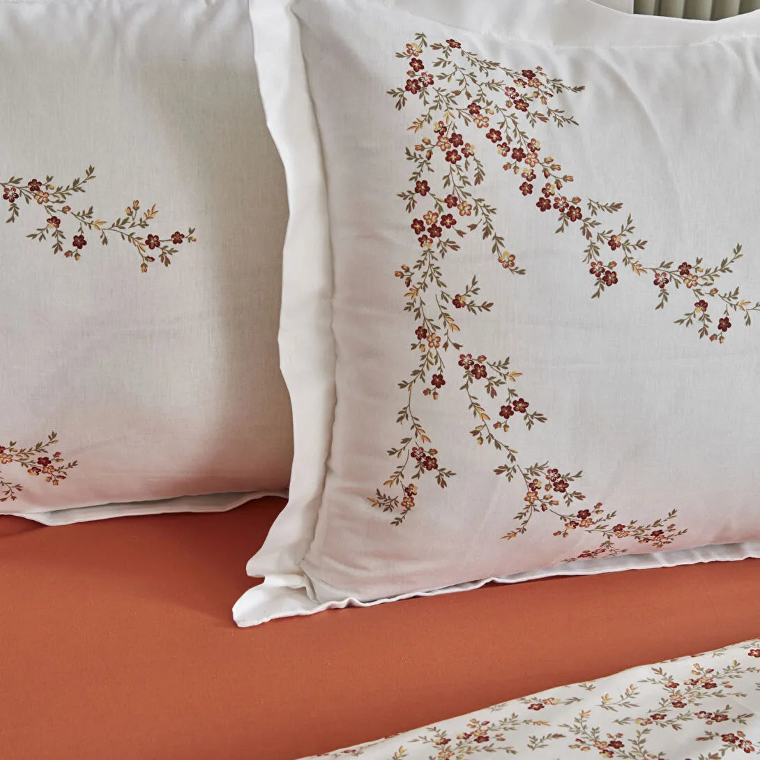 Karaca Home Mizu %100 Pamuk Çift Kişilik Pike Hediyeli Nevresim Takımı