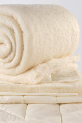 Uysal Home Merinos Kuzu Yünü Yorgan Pamuklu Akfil Krem Battal Boy