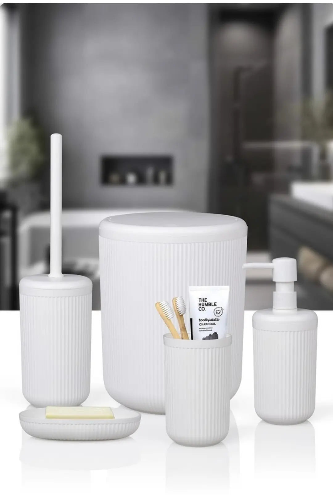 Kitchen Life Linea Kırık Beyaz Çizgili Yuvarlak Banyo Seti