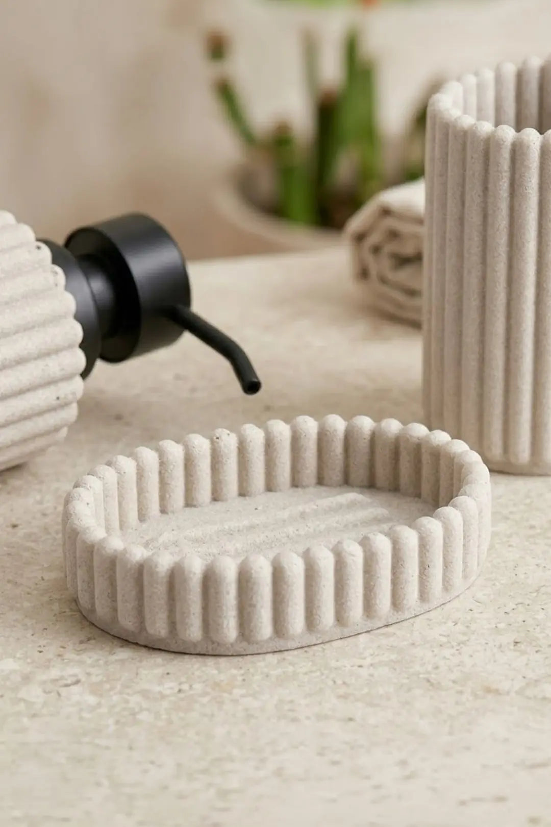 Kitchen Life 3 Parça Çizgili Tasarım Banyo Seti-Dış Fırçalık Sabunluk Seti 350 ml