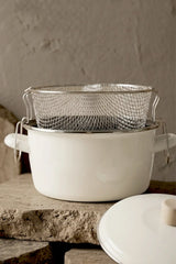 Kitchen Life Terra Cook Ahşap Kulplu,Paslanmaz Saplı Krem Süzgeçli Emaye Kızartma Tenceresi 22 cm