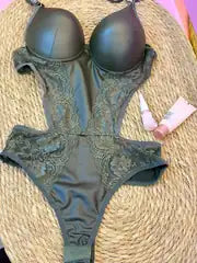 Kadın Yeşil Deri Dantel Detaylı Alttan Kancalı Dolgulu Bodysuit